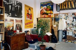 T/Räume - Jugendliche in ihren Kinderzimmern 1995-2000