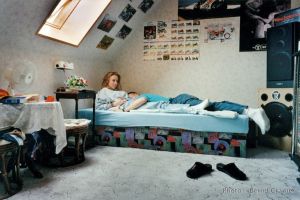 T/Räume - Jugendliche in ihren Kinderzimmern 1995-2000